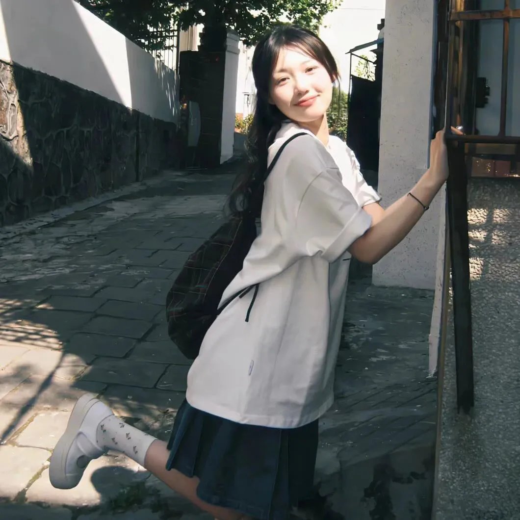 蓝衣暴警